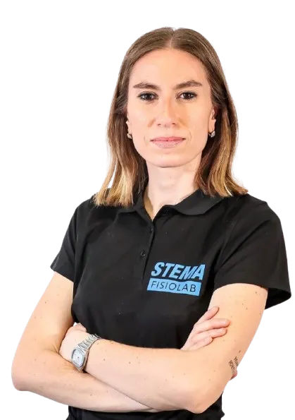 Foto di Dott.ssa Giulia Nicolò, Fisioterapista - Stema Fisiolab a Latina